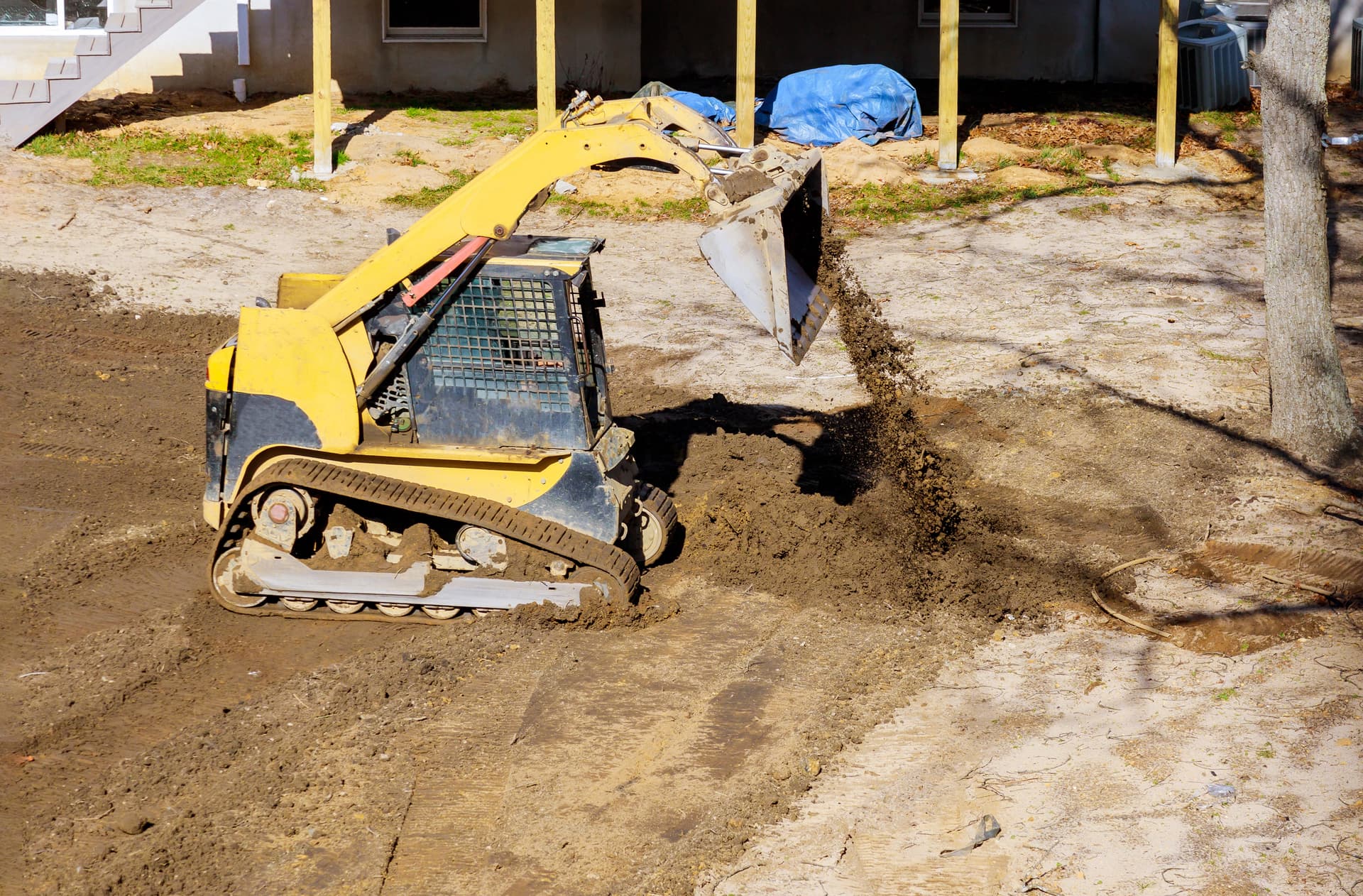 Mini skid steer